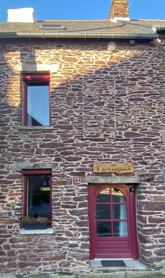 Gite Le Ty Laouen Concoret Exteriör bild